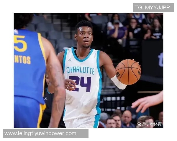 黄蜂主帅强调阵容深度出色尽管三球和米勒受限出场时间